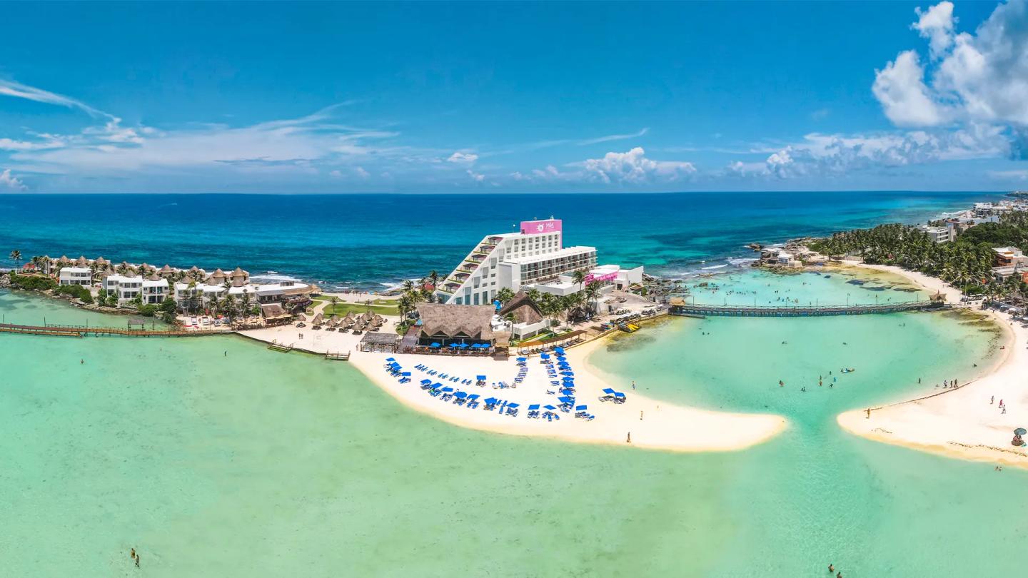 Explore the exclusivity and charm of the white sandy beaches of a Luxury Private Island in Mexico. Explore the exclusivity and charm of the white sandy beaches of a Luxury Private Island in Mexico.