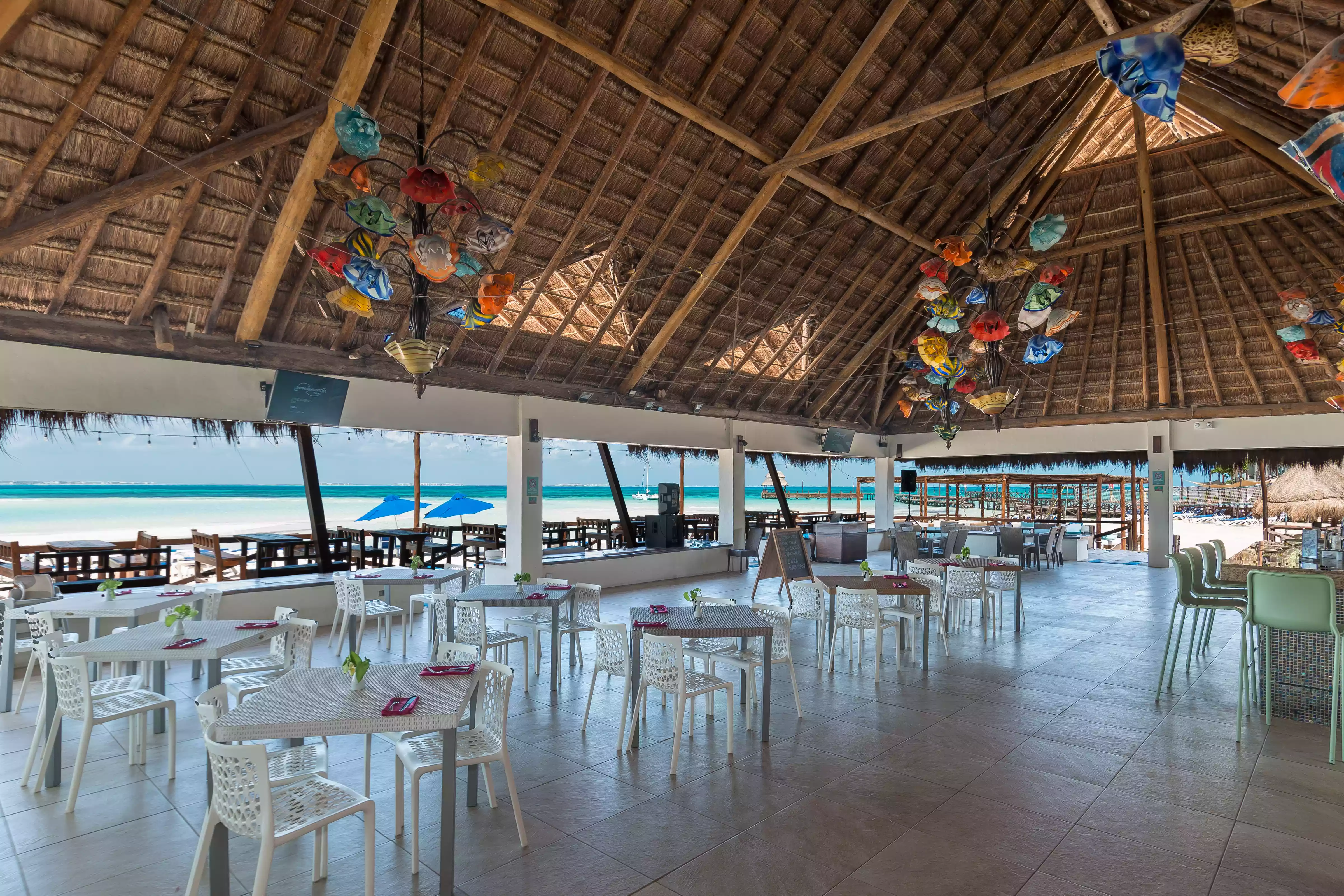 Restaurante Sarimar Hoteles en Isla Mujeres Todo Incluido
